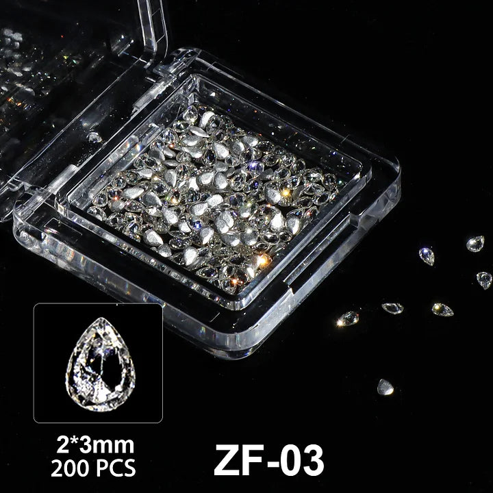 Beautilux Nail Jewels – Poire – Clear – 2×3 mm – 200 pcs ZF-03