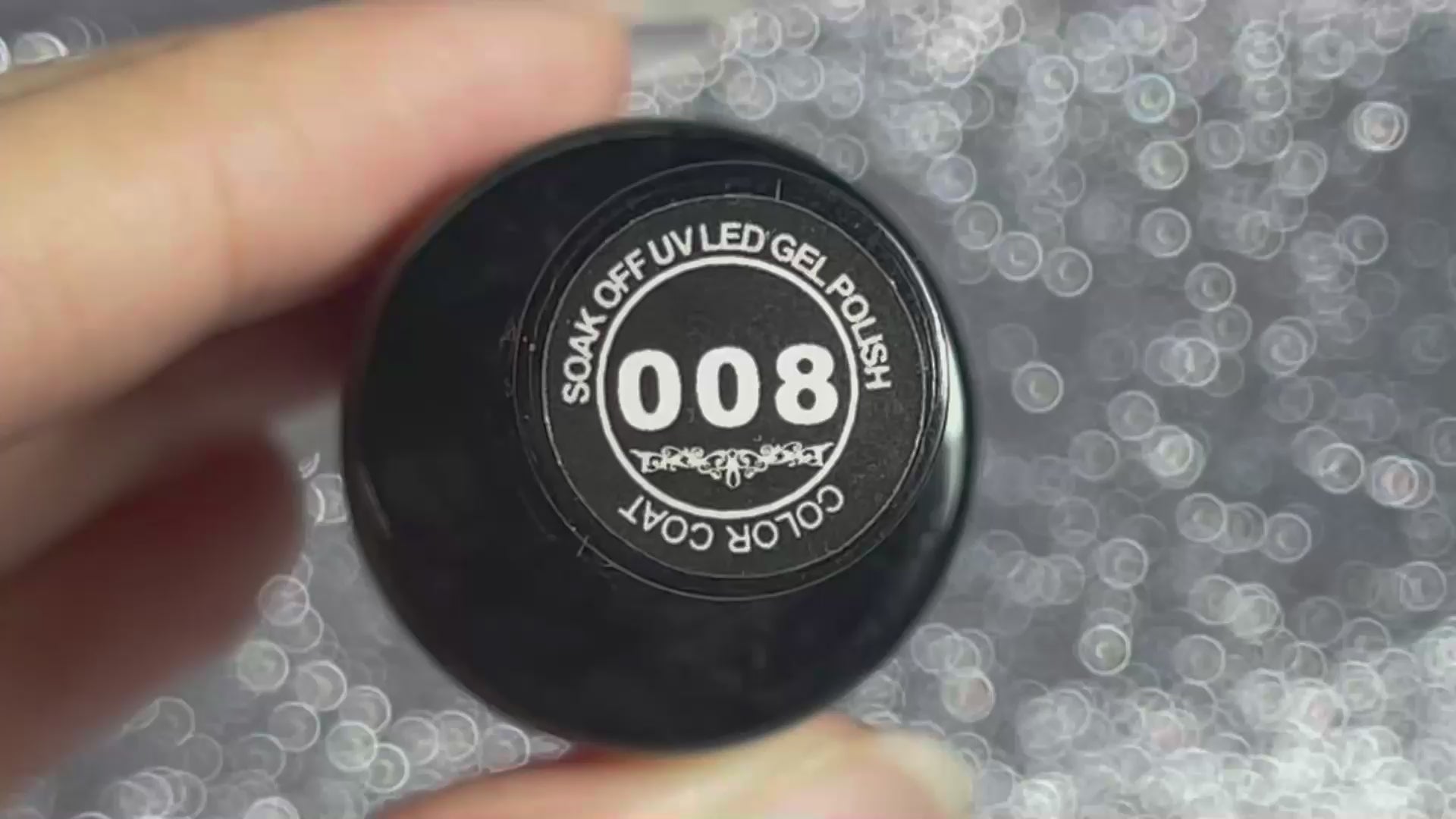 Application du vernis gel rouge naturel terre de Sienne B-008 Beautilux