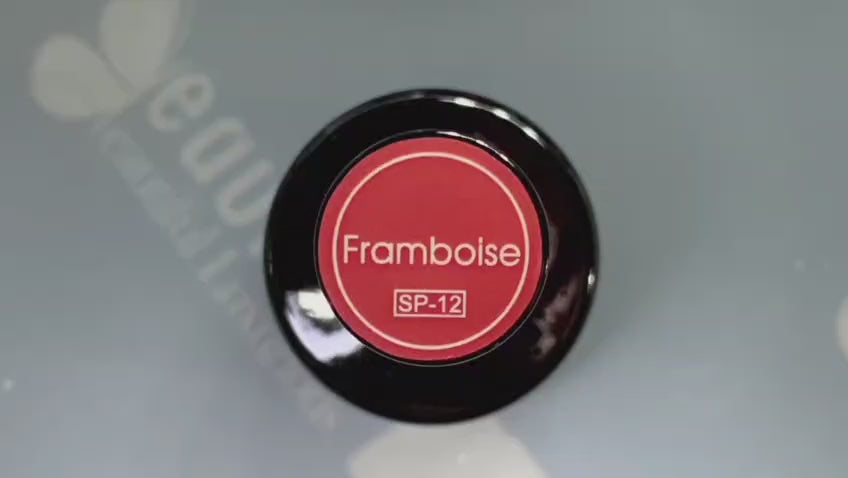 Tutoriel d'application du vernis gel rouge framboise SP-12 Beautilux  
